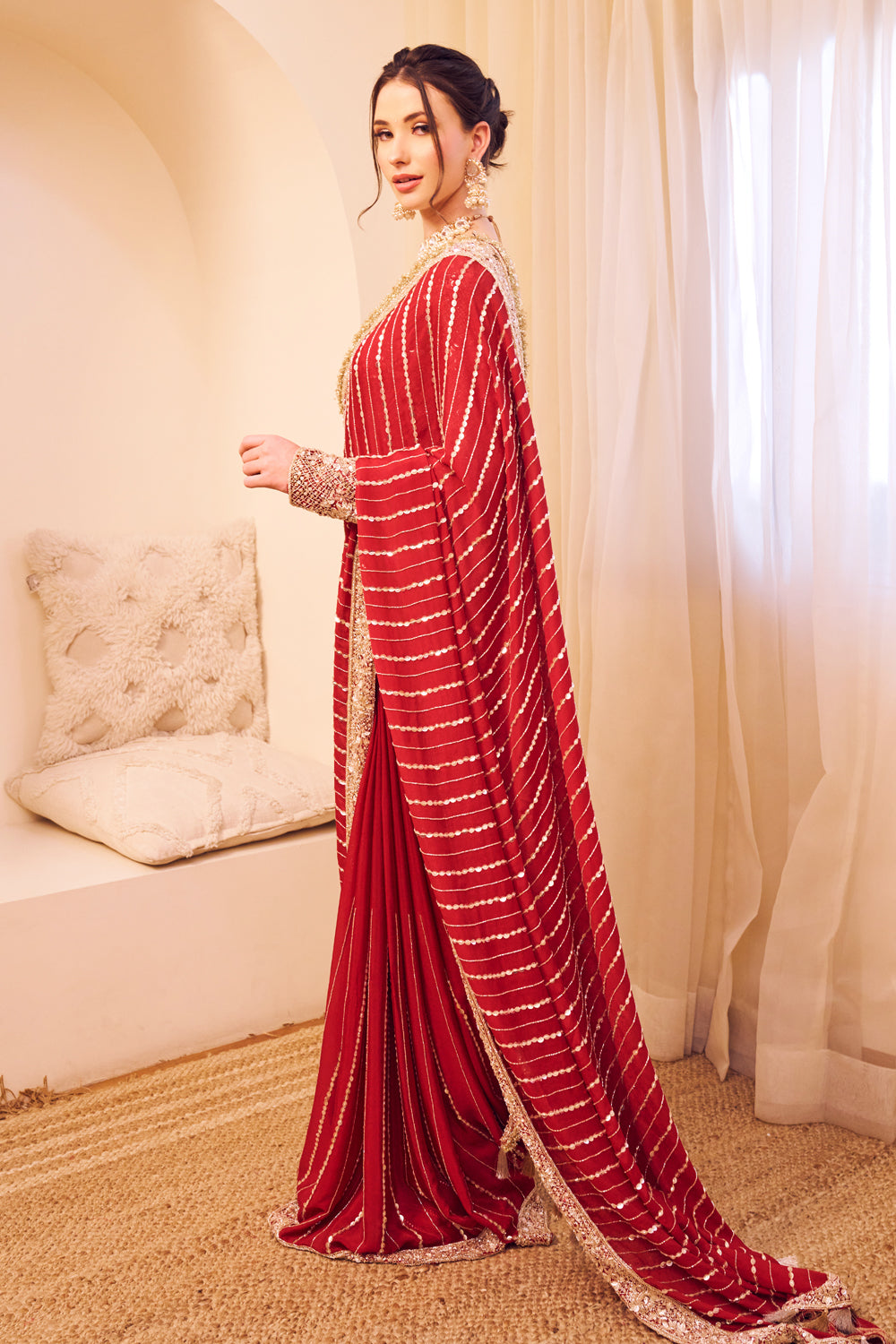 Riyaaz Maroon Organza Lining Shantoon Gullista Bahar Border Saree With Blouse