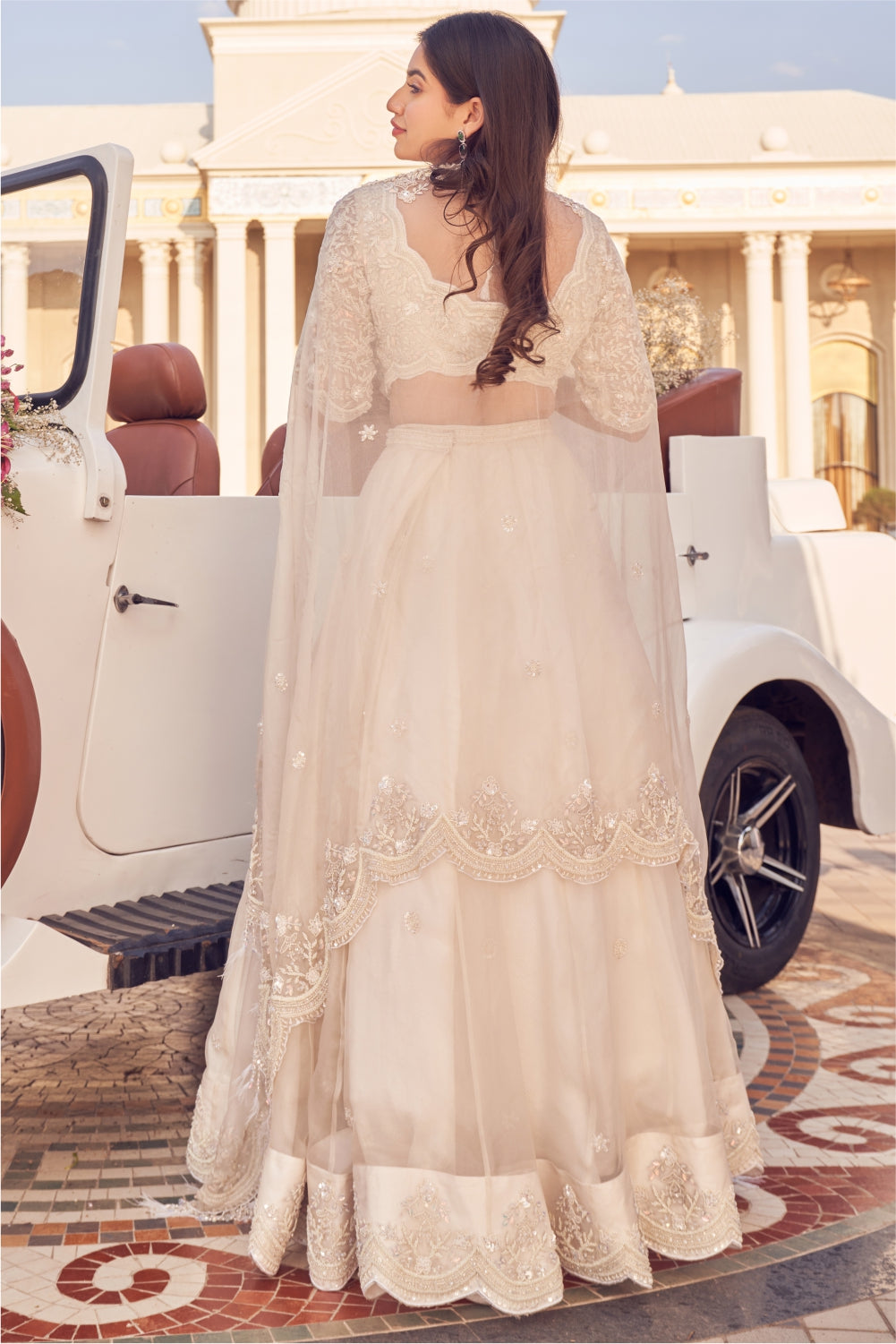 SNOW WHITE (7992492163318)