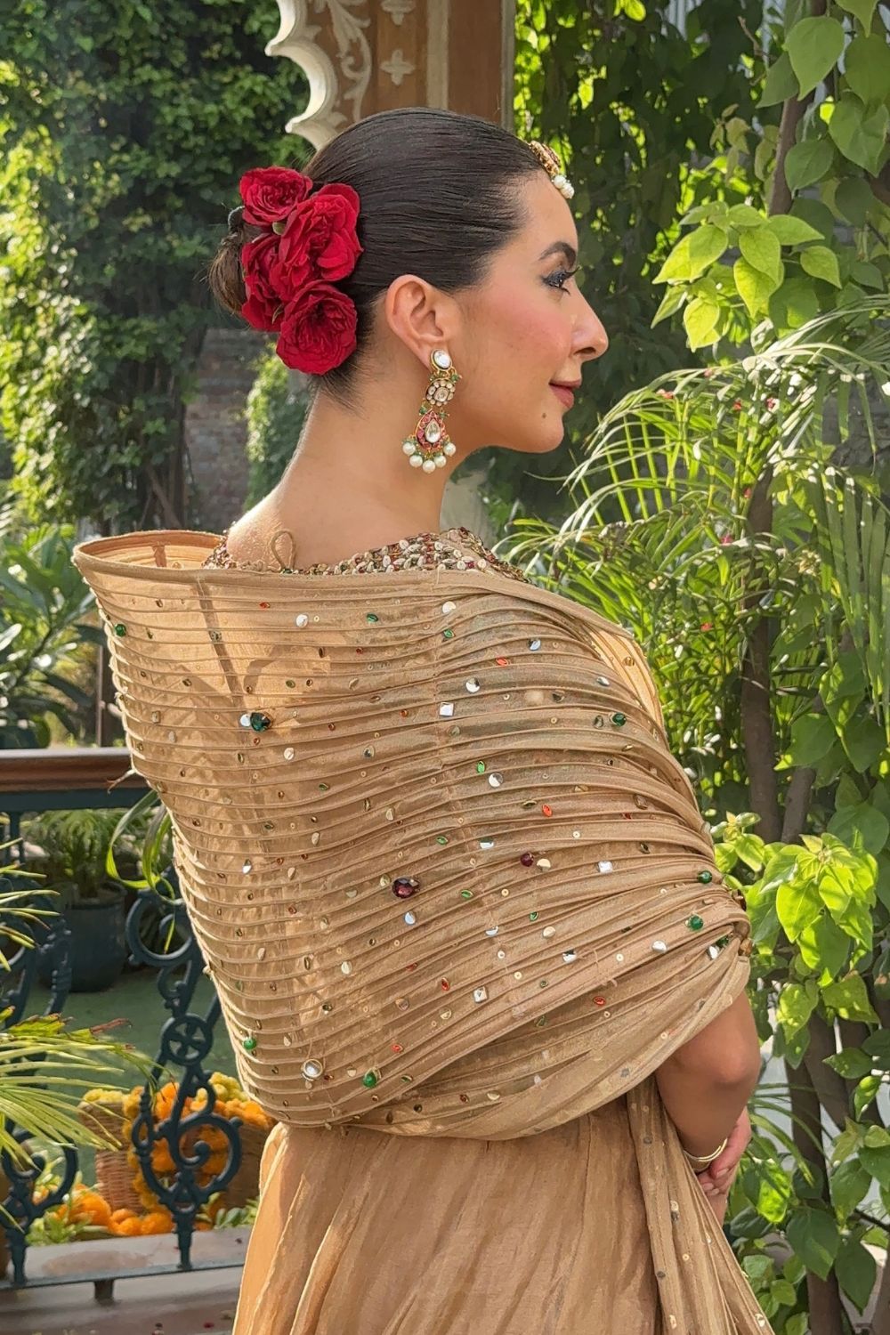 Niki Mehra in Echoes of Gold