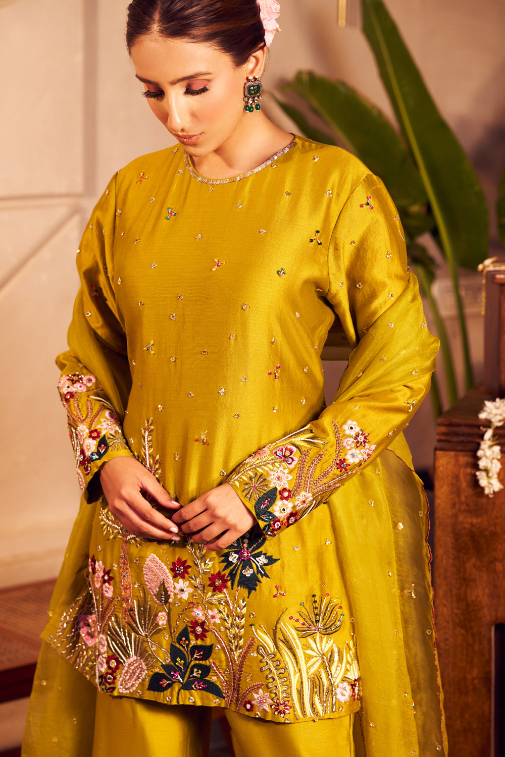 Priya Green Chanderi Embroidered Thread Round Nature Kurta Flared Pant Set