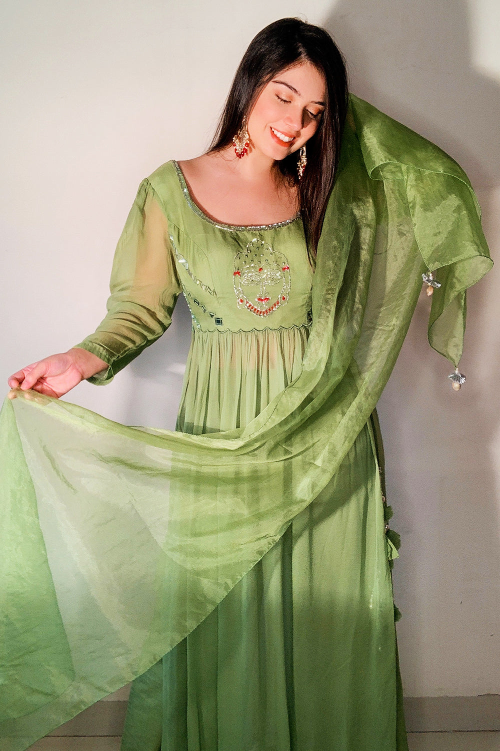 GREEN KURTA  AND PANTS SET (6925848740023)