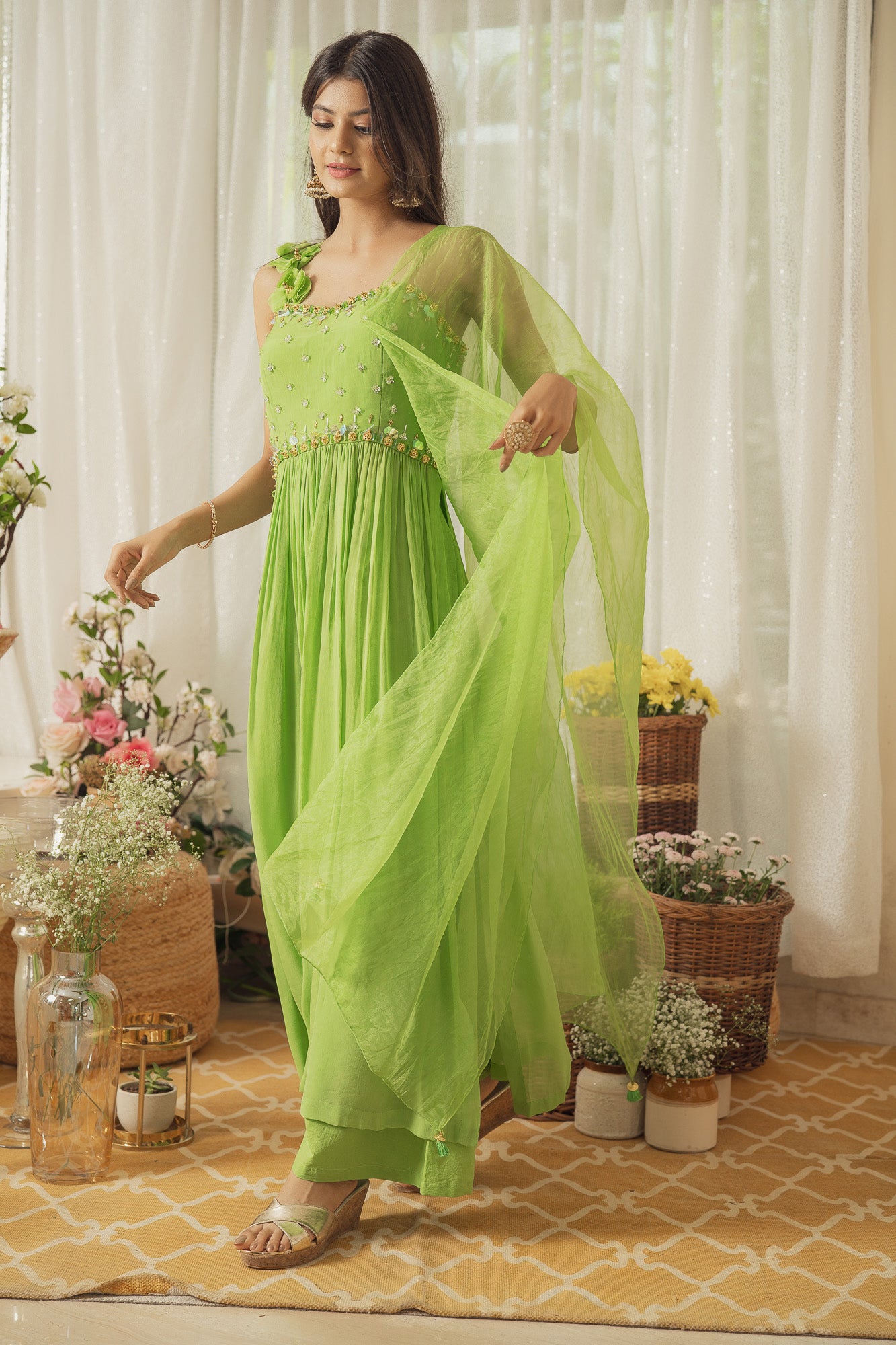 GREEN BEADED KURTA SET (6926670102711)