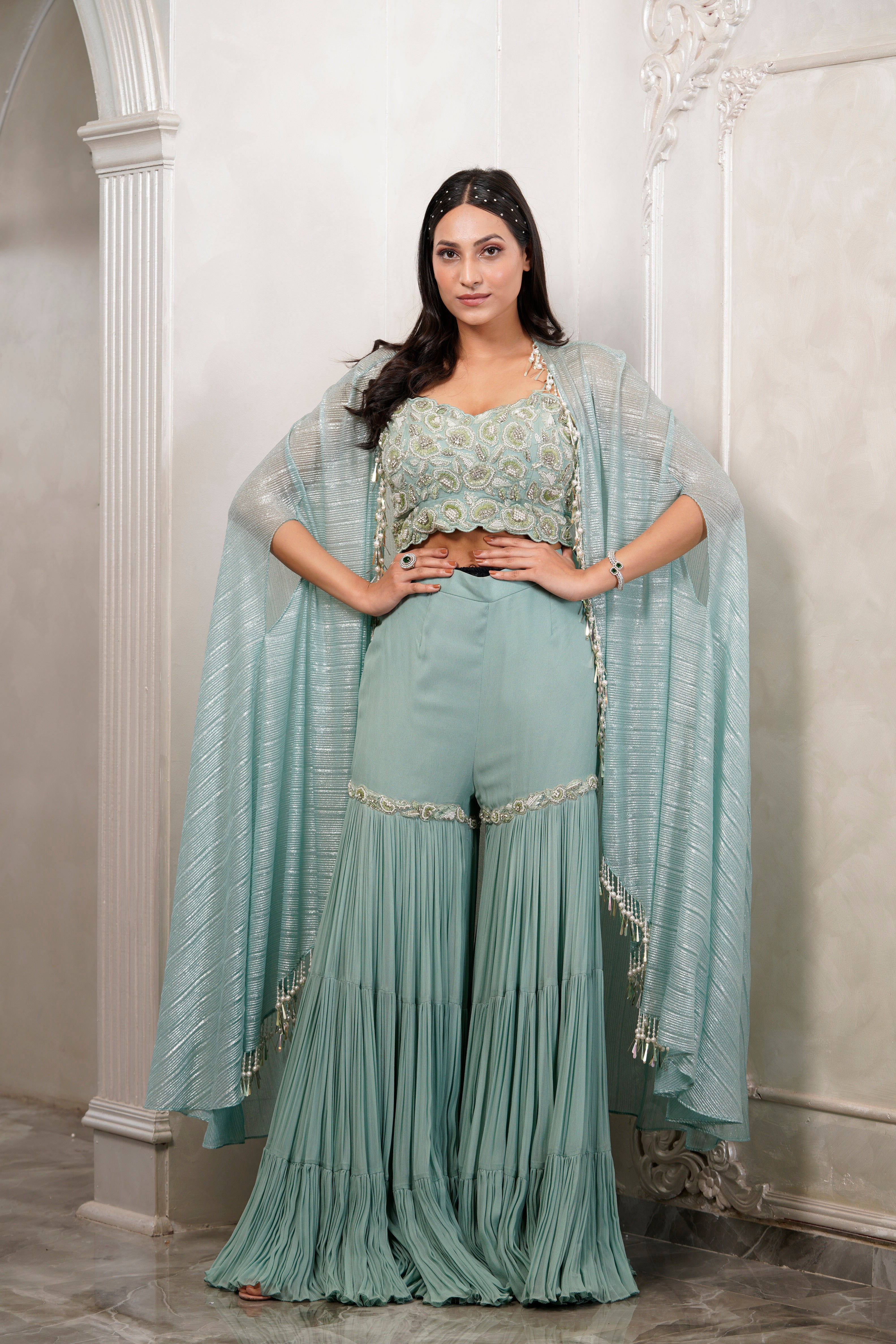 Arial - A (7828270547190)